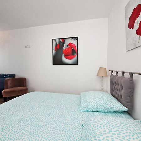 Gite 65 M2 200 M Gare T-G-V 400 M Centre-Ville Grand Parking 250 Places Gratuit Face Au Logement Arras Zewnętrze zdjęcie
