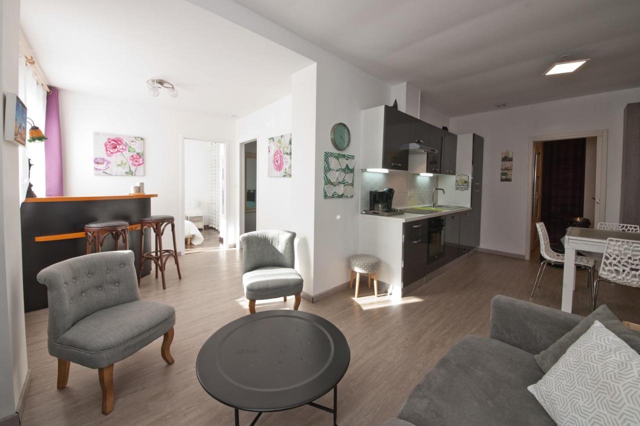 Gite 65 M2 200 M Gare T-G-V 400 M Centre-Ville Grand Parking 250 Places Gratuit Face Au Logement Arras Zewnętrze zdjęcie
