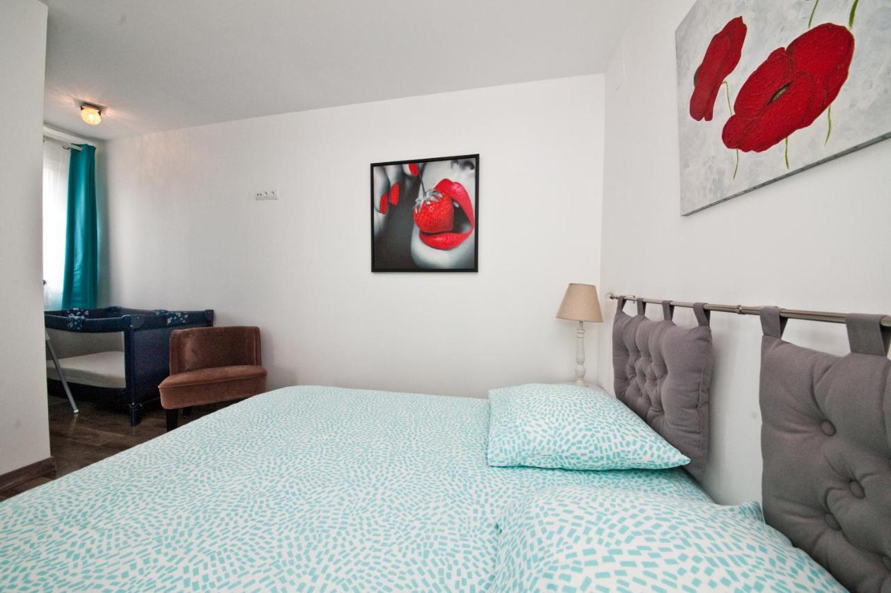 Gite 65 M2 200 M Gare T-G-V 400 M Centre-Ville Grand Parking 250 Places Gratuit Face Au Logement Arras Zewnętrze zdjęcie